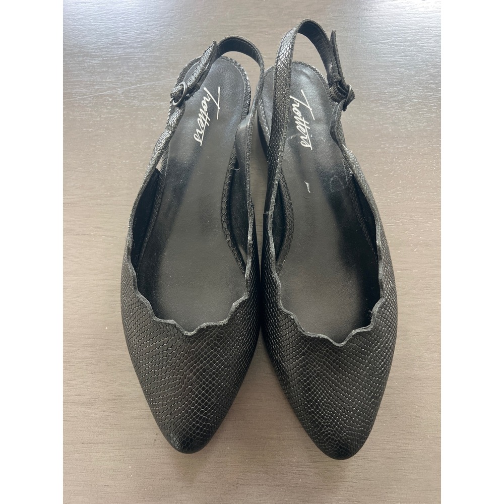 Trotters Black Snakeskin Scalloped Slingback Flats T2221-085 Womens 8.5W Wide
